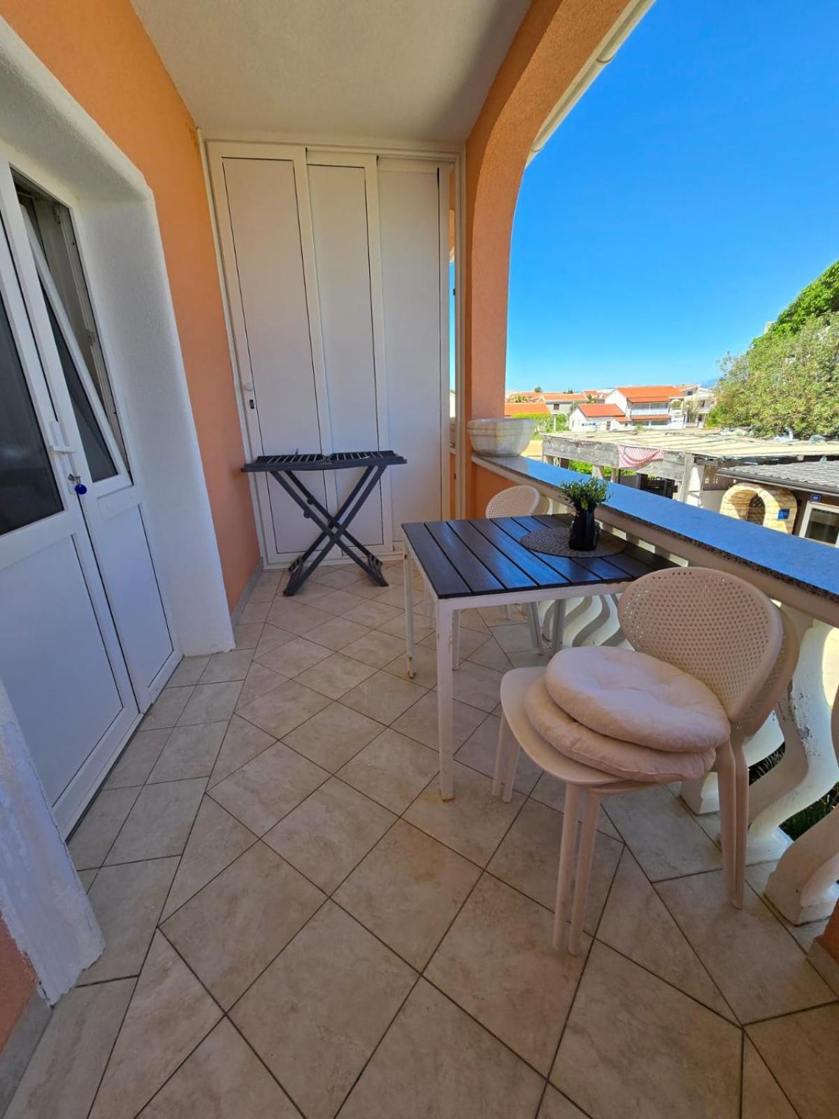 Apartment Melani Vir Exterior foto